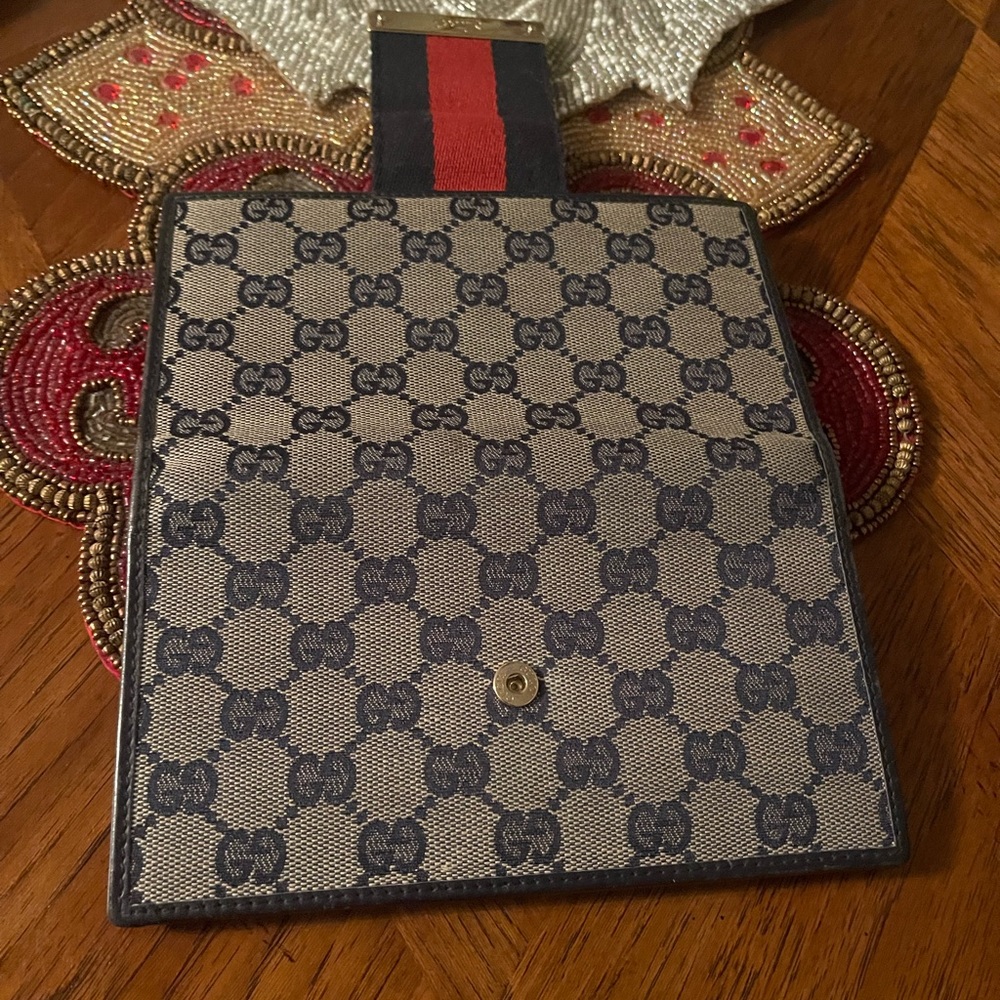 Gucci Navy and Red Monogram Wallet - Picture 9 of 9